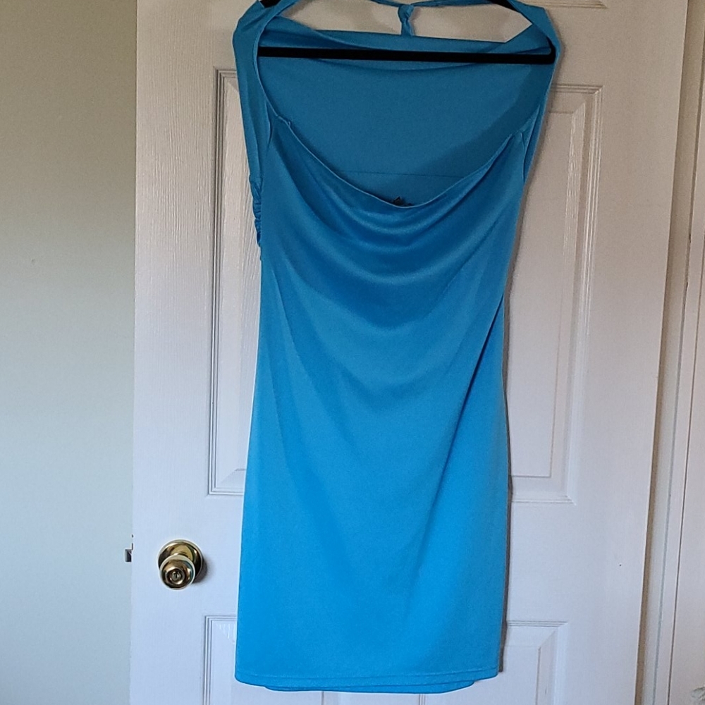 Ladies fashion dress - Picture 2 of 3
